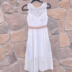 BCBG white dress with lace detail size 0